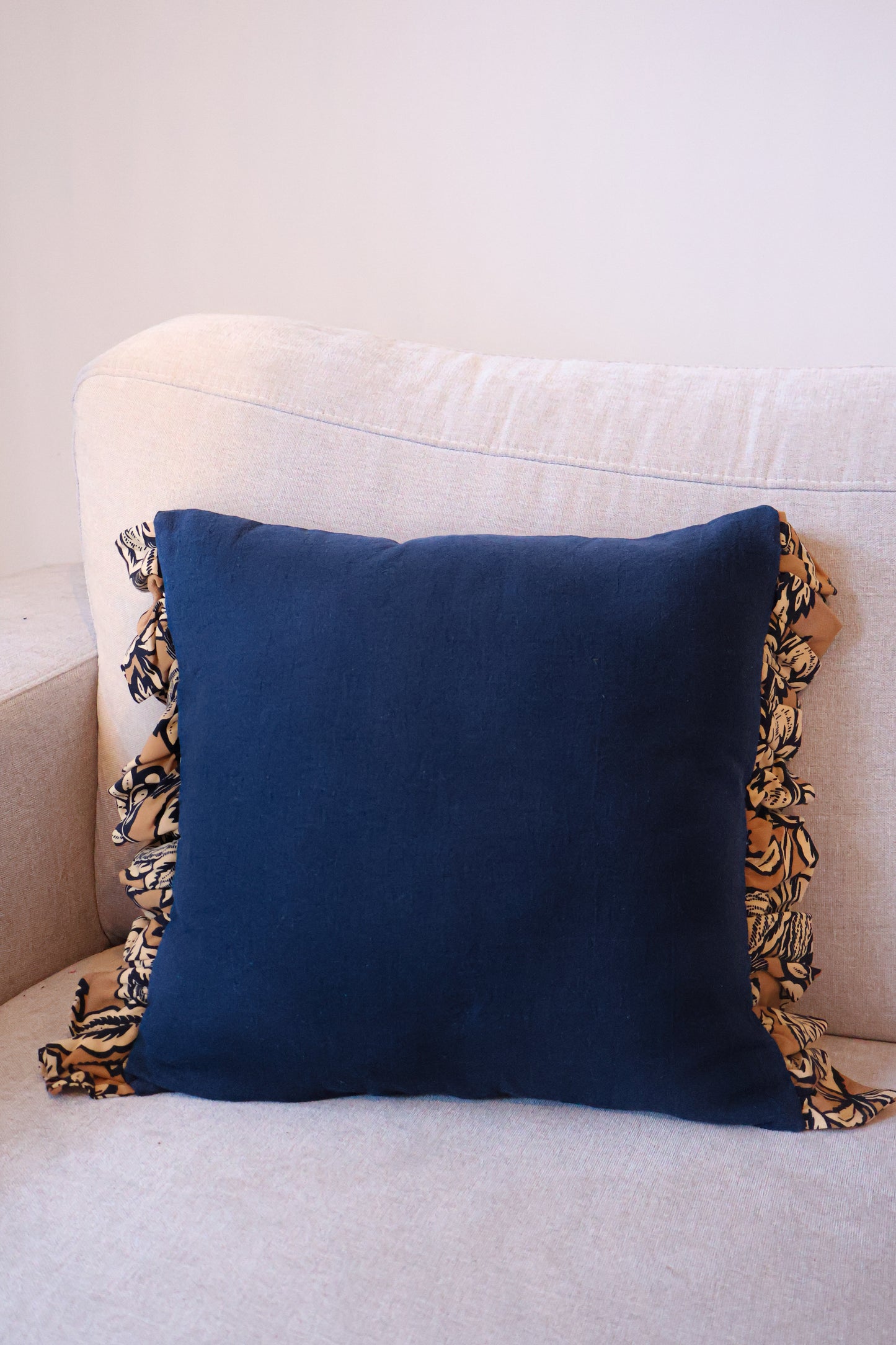 Pippa's pillow - Lagos