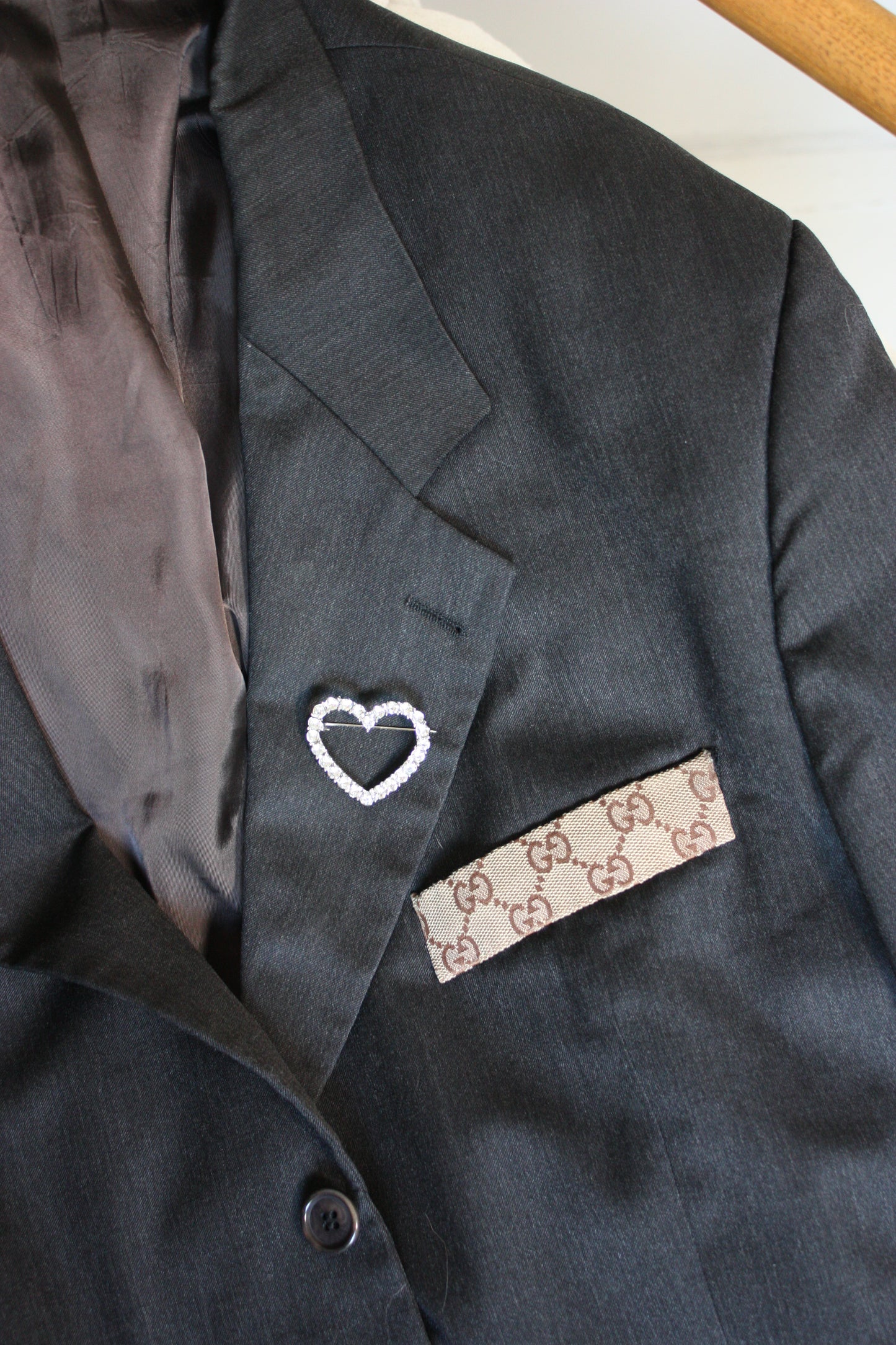 Broche strass hartje zilver