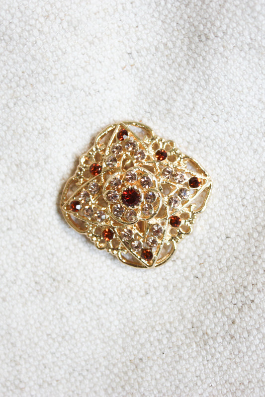 Broche #3
