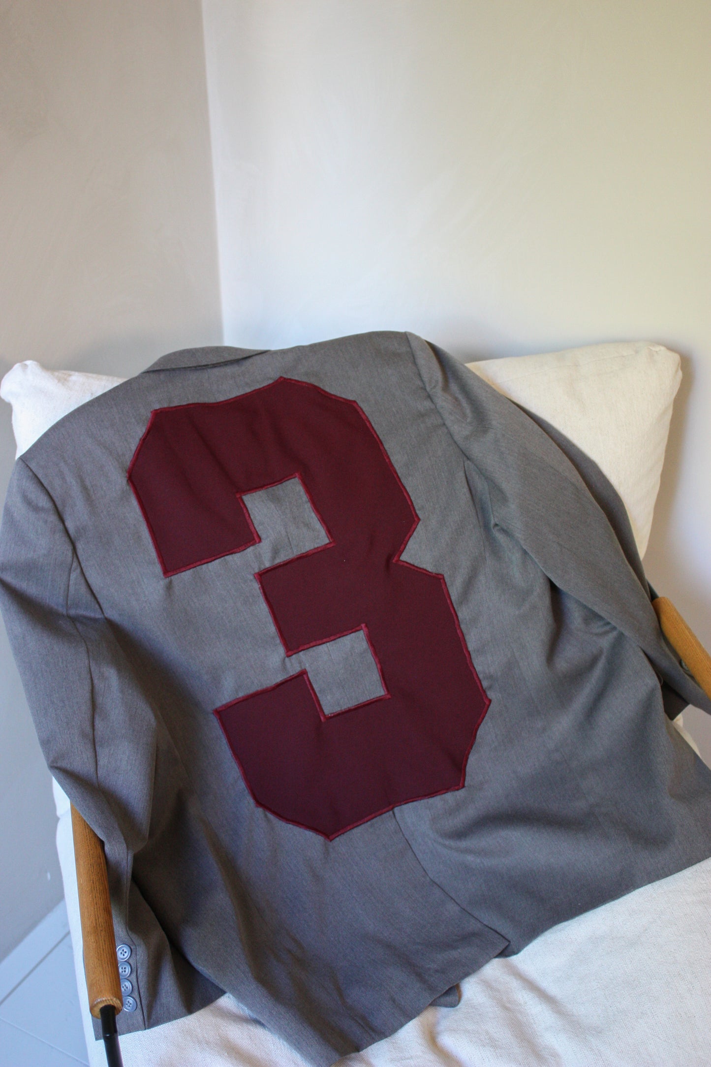 No.31 Lucky Number 3 - bordeaux