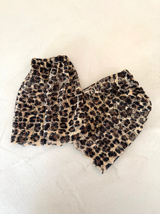 Mouwtjes leopard lace