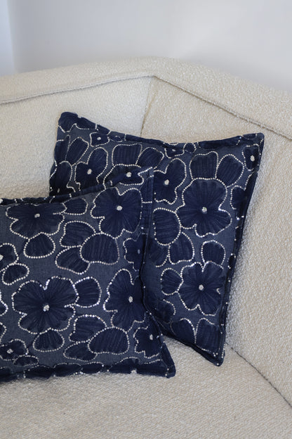 Pippa's pillow - Indigo