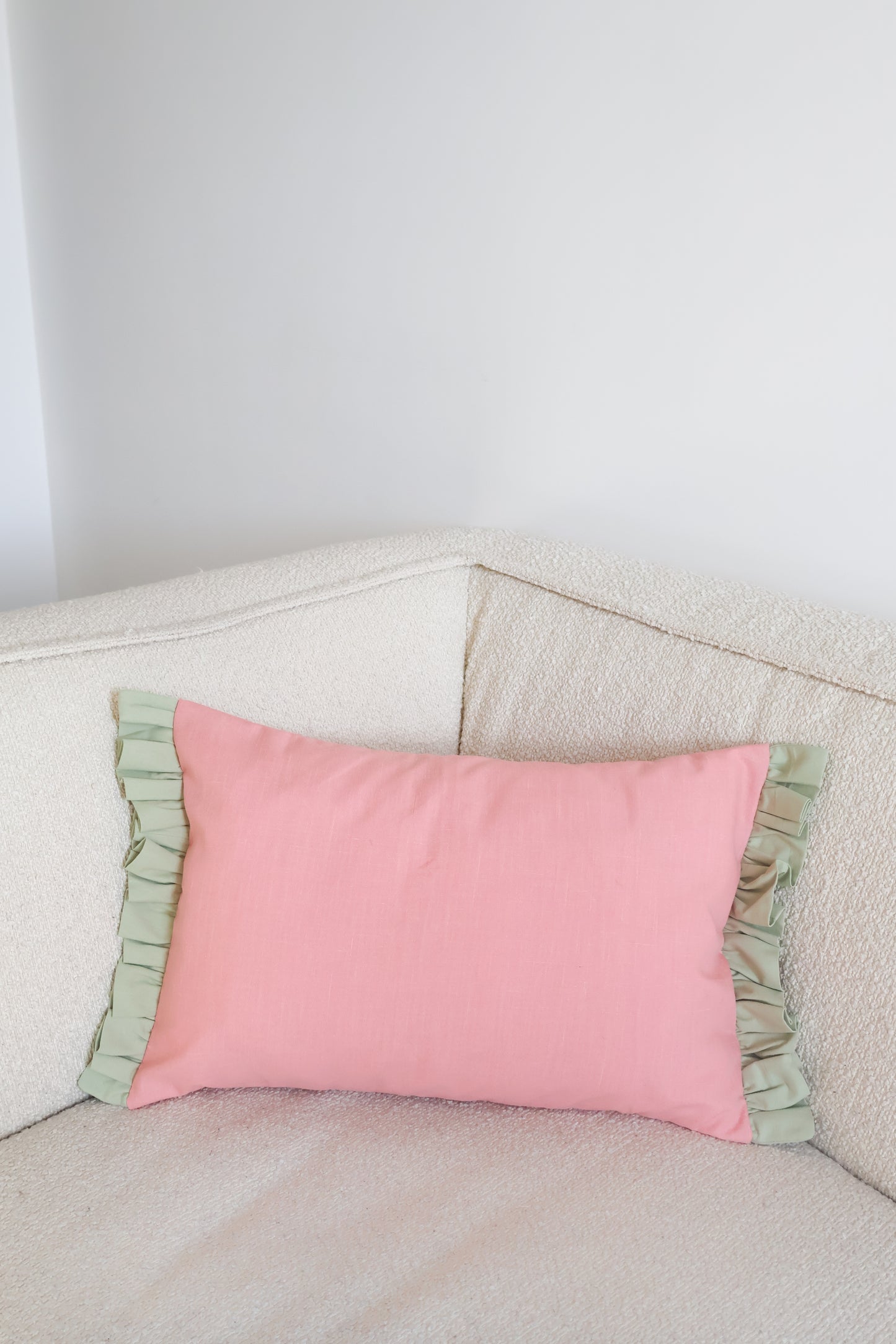 Pippa's pillow - Rosa