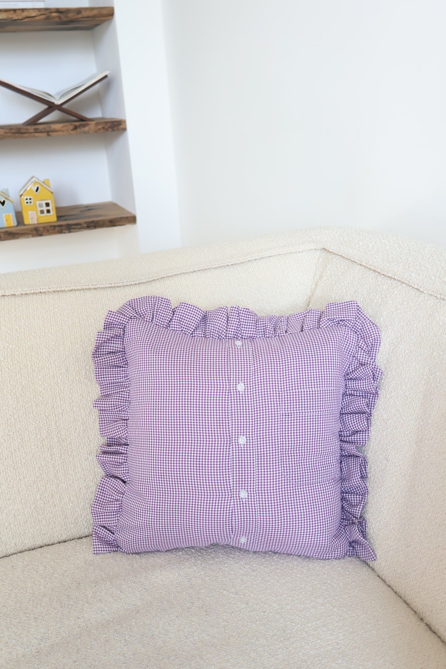 Pippa's pillow - Violet