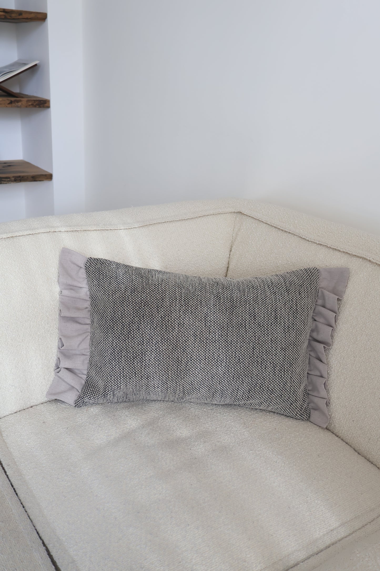 Pippa's pillow - Miro