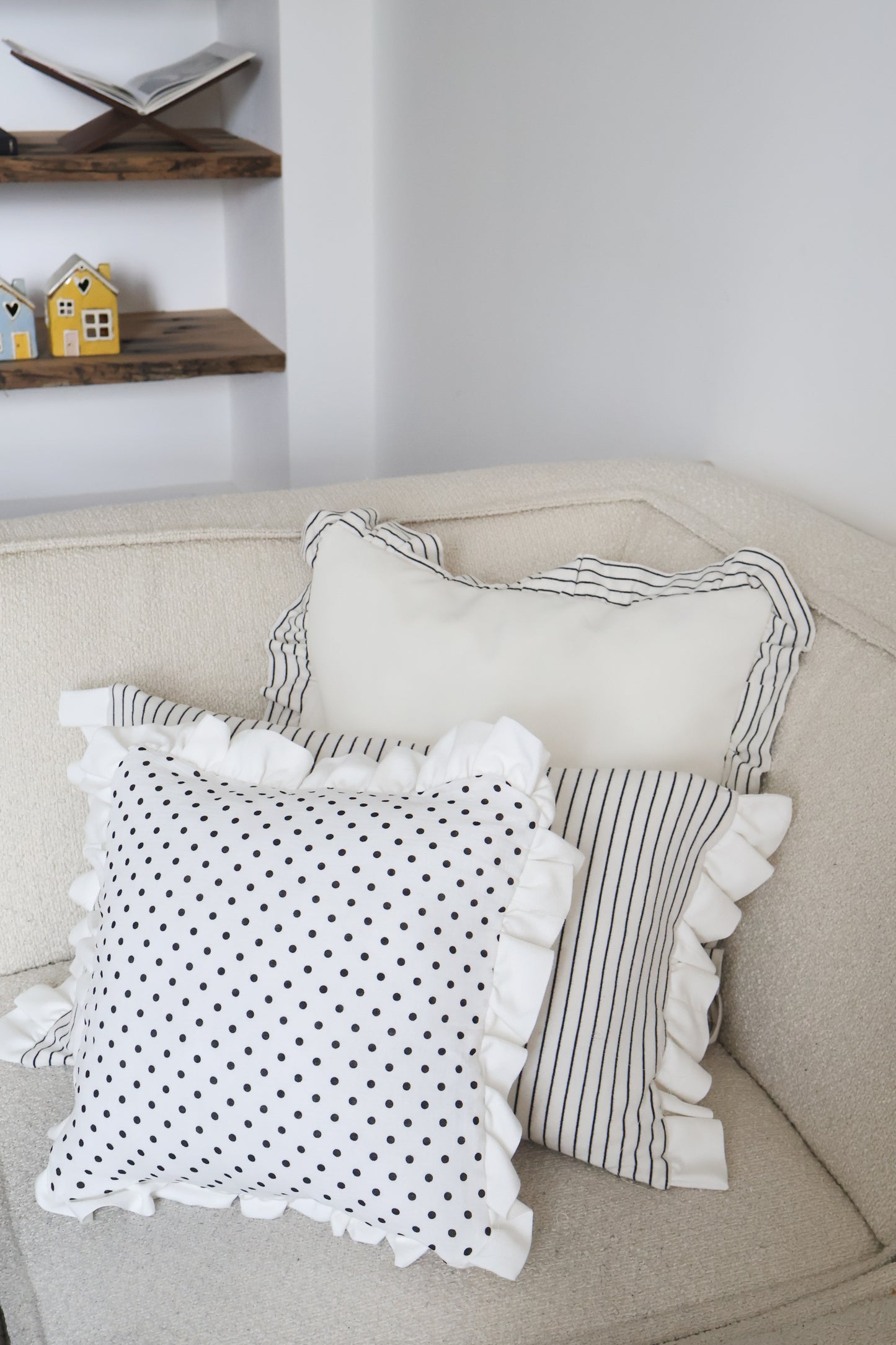 Pippa's pillow - Stripes