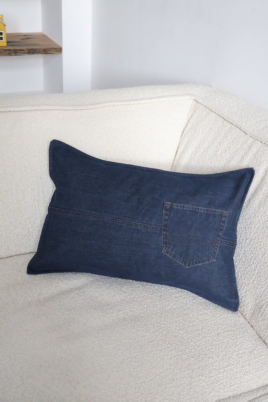 Pippa's pillow - Denim