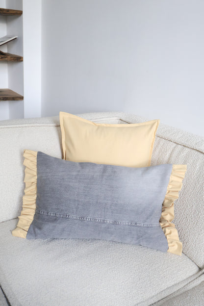 Pippa's pillow - Butter yellow