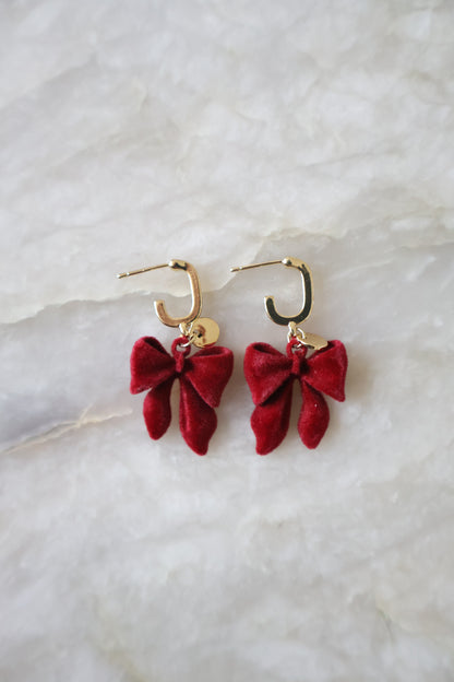 Oorbellen burgundy bow