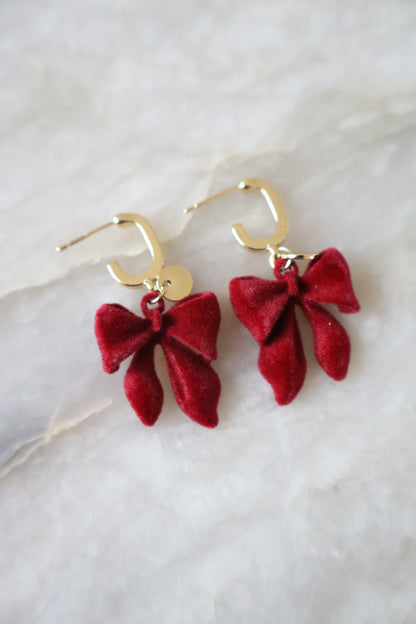 Oorbellen burgundy bow