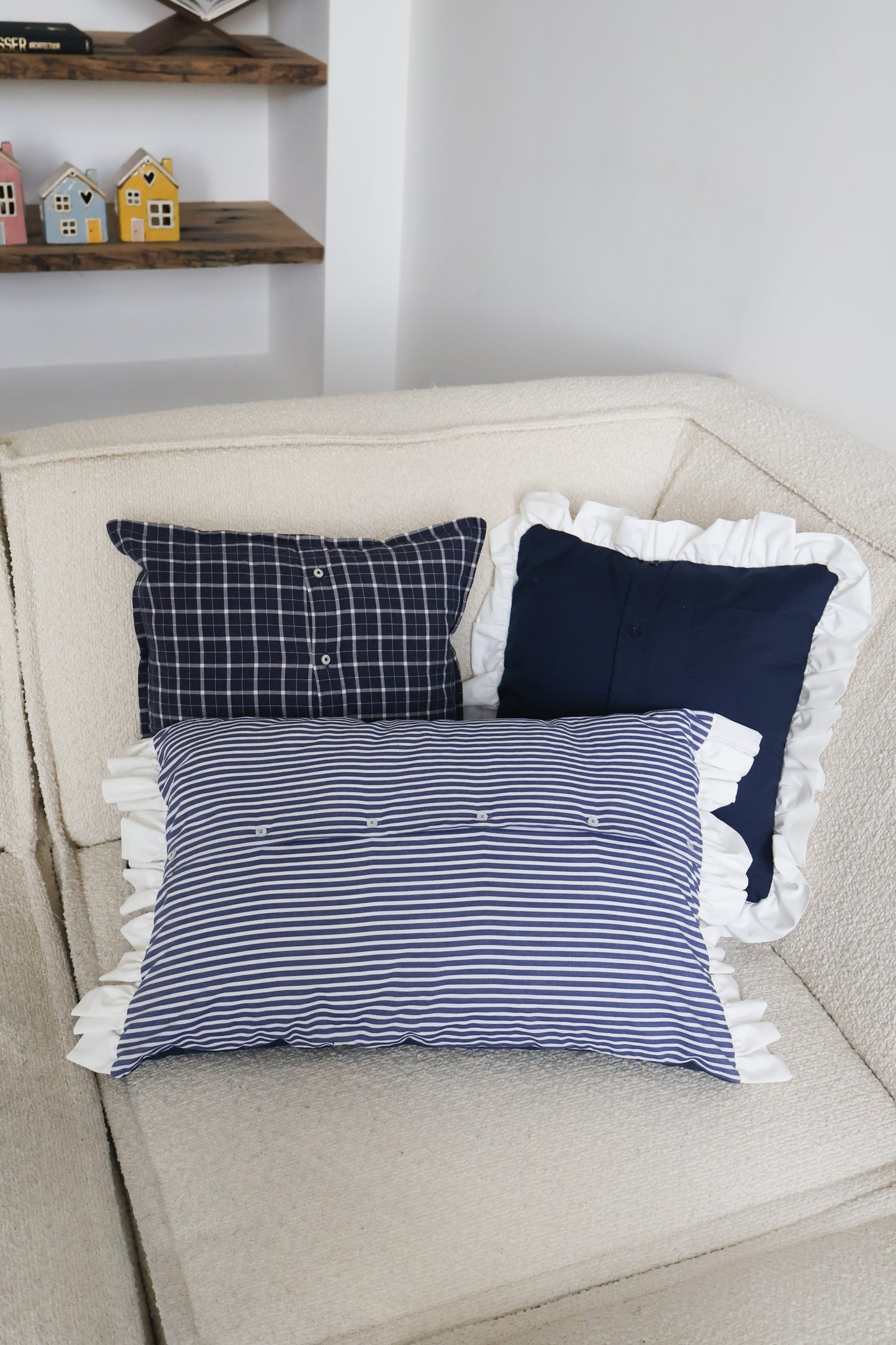 Pippa's pillow - Navy