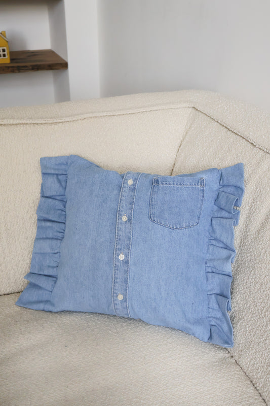 Pippa's pillow - Denim