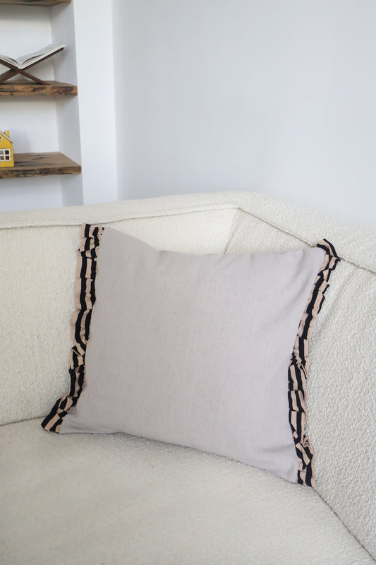 Pippa's pillow - Dune