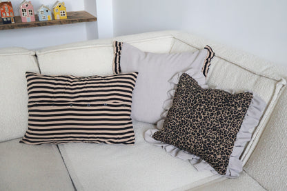 Pippa's pillow - Panthera
