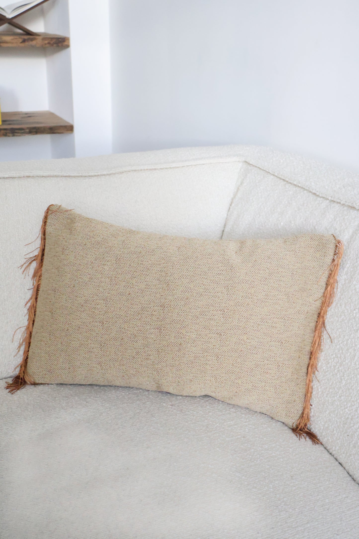 Pippa's pillow - Sahara