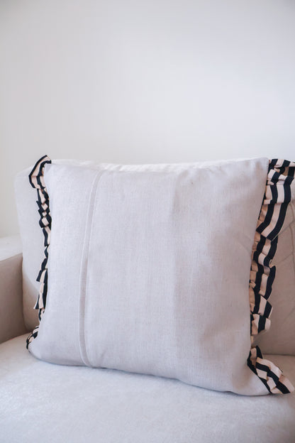 Pippa's pillow - Dune