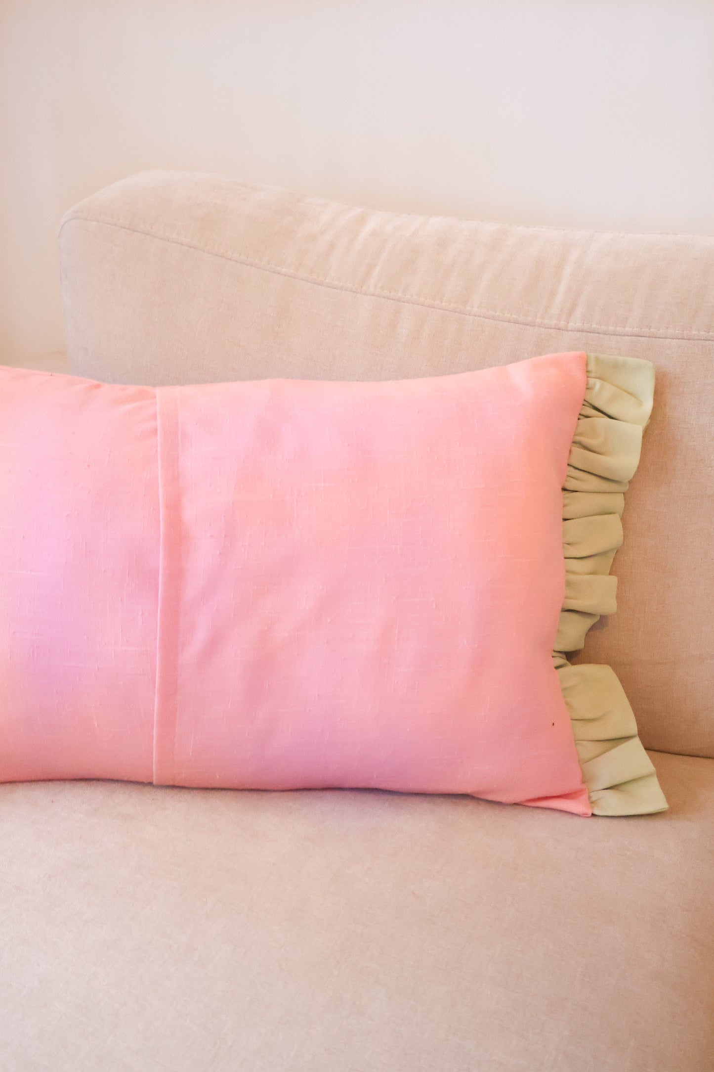 Pippa's pillow - Rosa