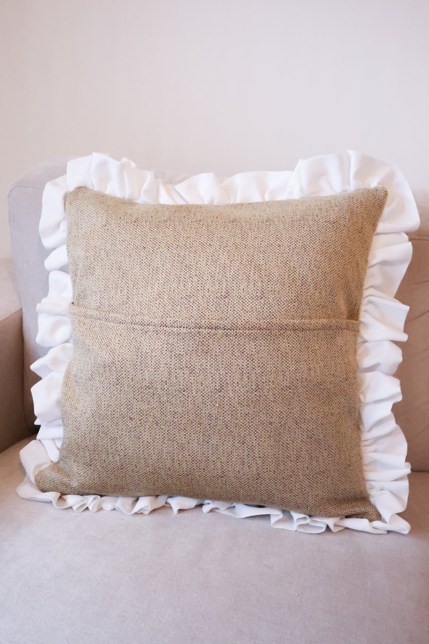 Pippa's pillow - Sienna